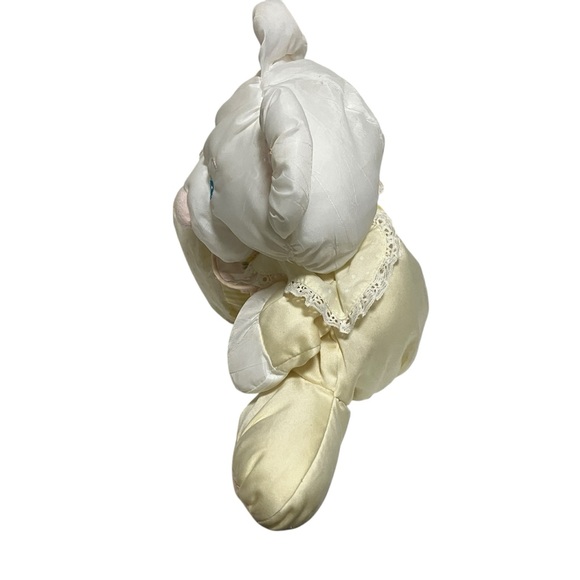 Fisher Price Vintage 80s Puffalump Nylon Baby Bear Yellow Outfit Rattle Plush - Picture 7 of 14